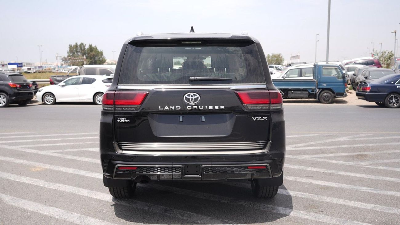 Toyota Land Cruiser VXR 3.5L