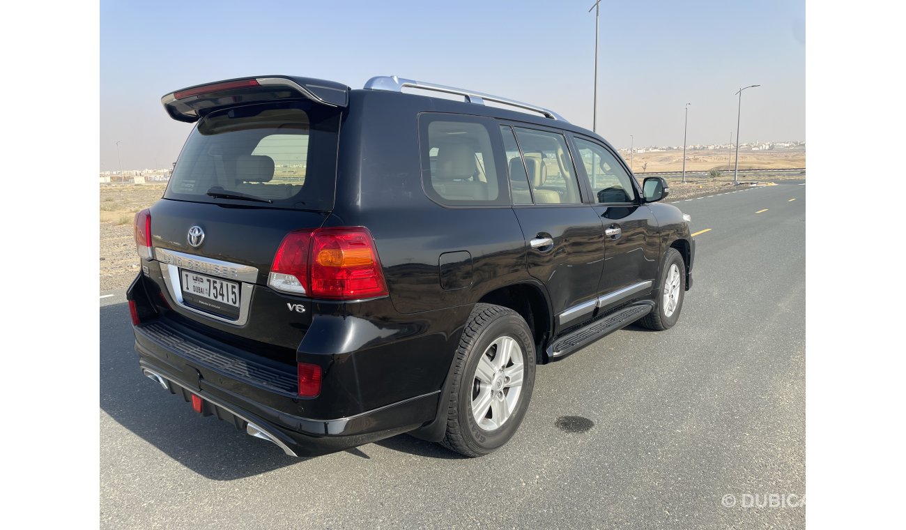 Toyota Land Cruiser Gxr - 60th Anniversary Edition