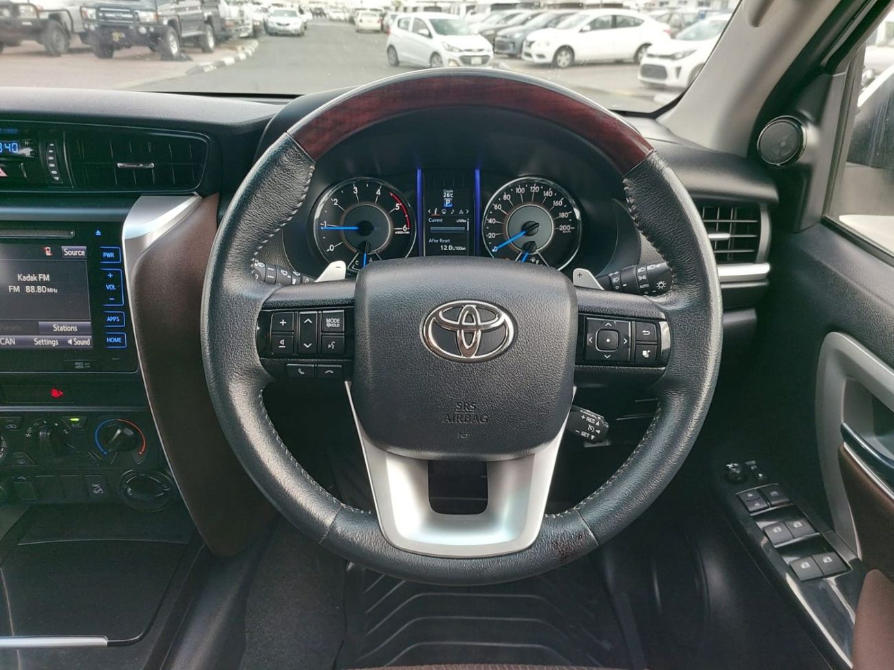 Toyota Fortuner TOYOTA FORTUNER SUV RHD 2019 MODEL 2.8 L DIESEL AUTOMATIC(PM10081)