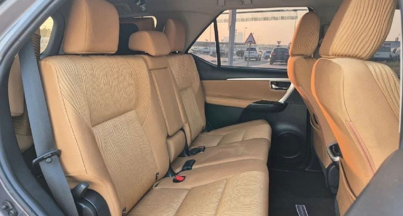 تويوتا فورتونر GXR 2020 Model Facelift To 2024 Shape V4 Very Clean and Perfect Condition