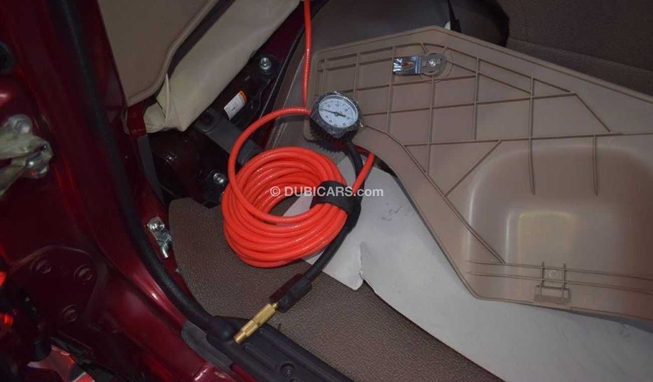 Toyota Land Cruiser 70