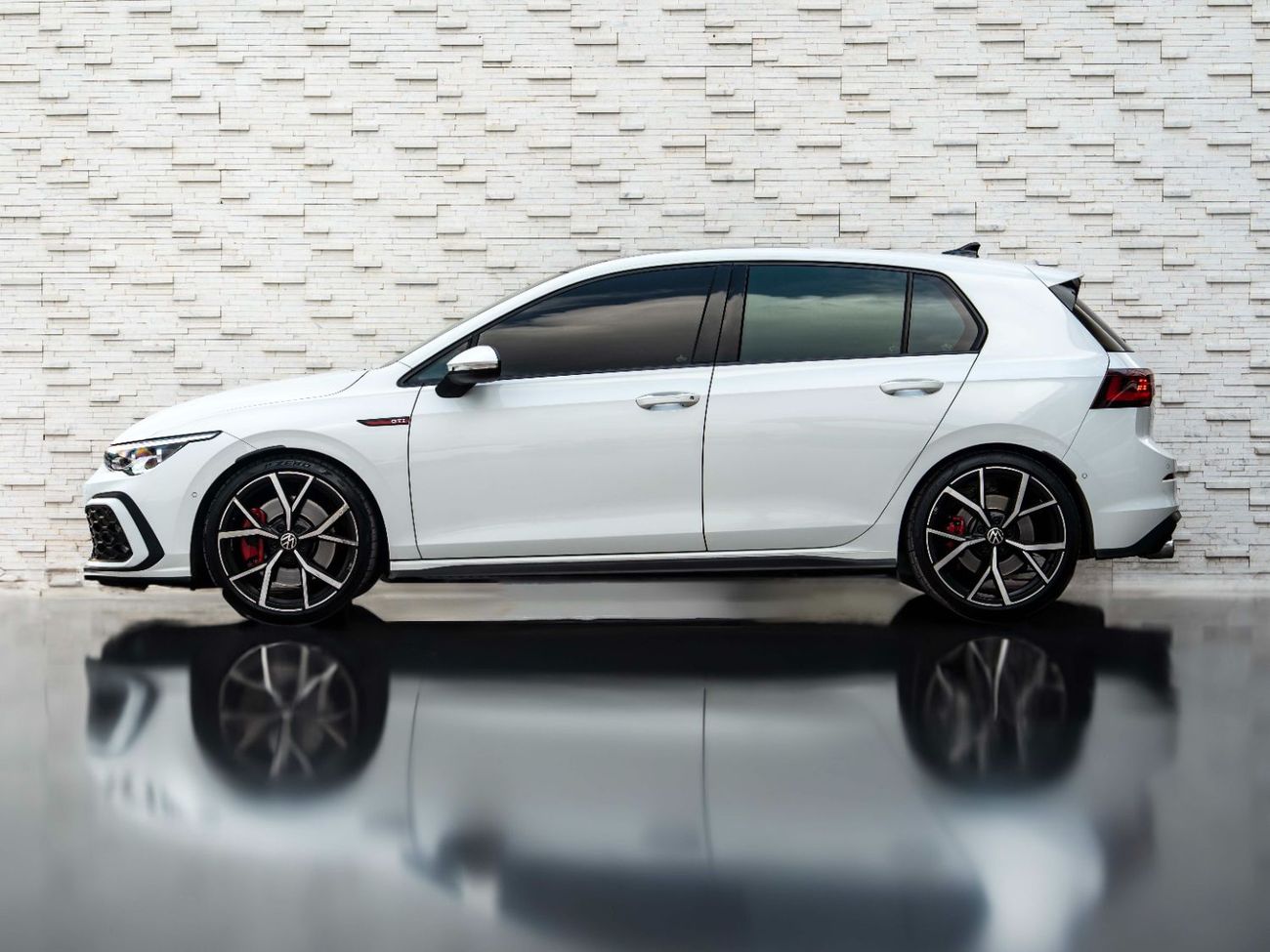 فولكس واجن جولف GTI Sport 2.0T