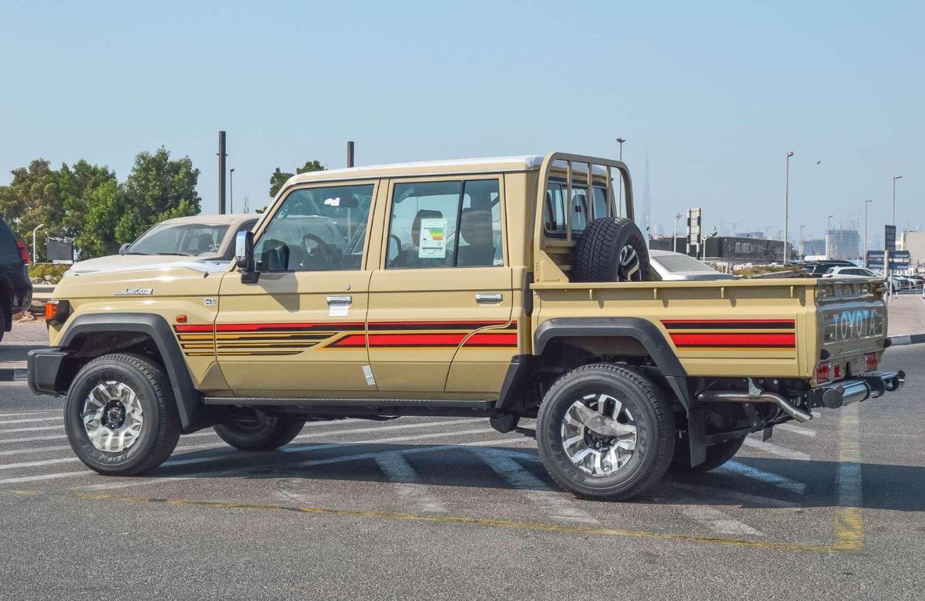 تويوتا لاند كروزر بيك آب TOYTOA LAND CRUISER 79 4.0L 4WD AT DC PICKUP 2025