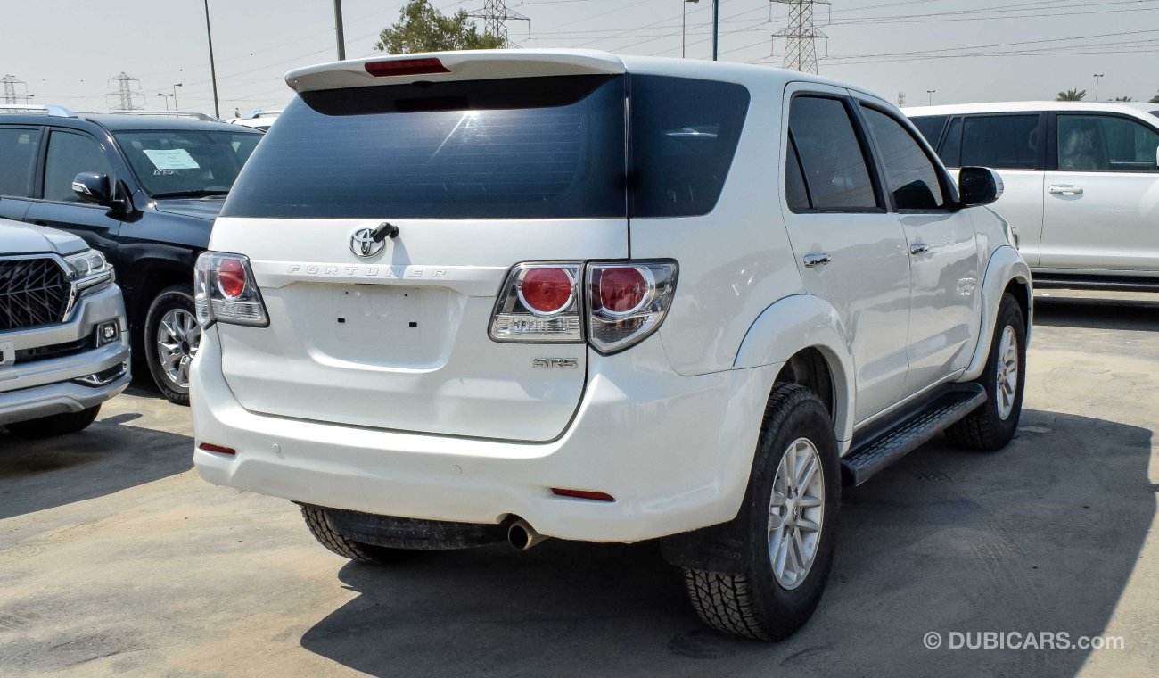 Toyota Fortuner 2.7 petrol 4 cyl for export only