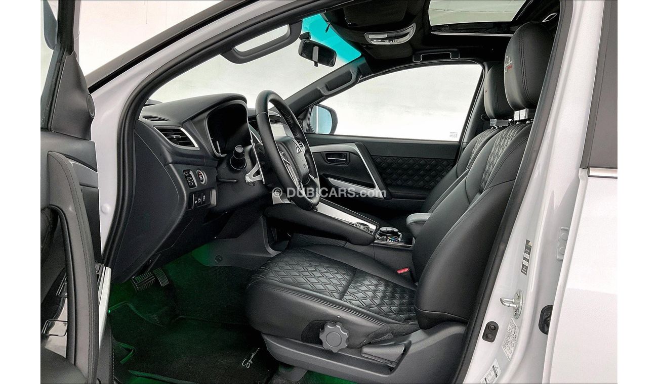 Mitsubishi Montero Signature