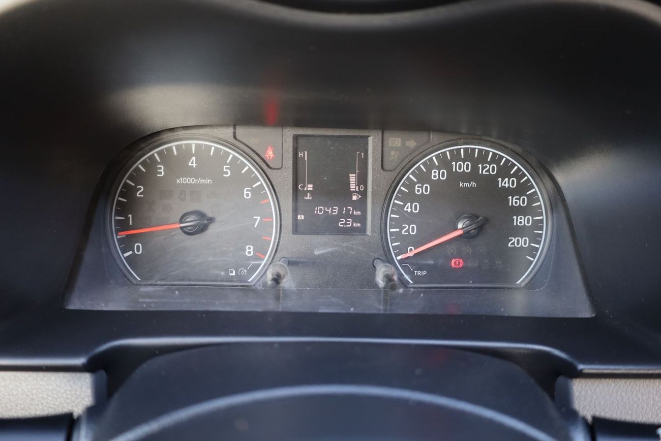 Nissan Urvan Std NV350 - 13 High Back VIP Seats - Petrol M/T - Ready to Drive - GCC - Book Now