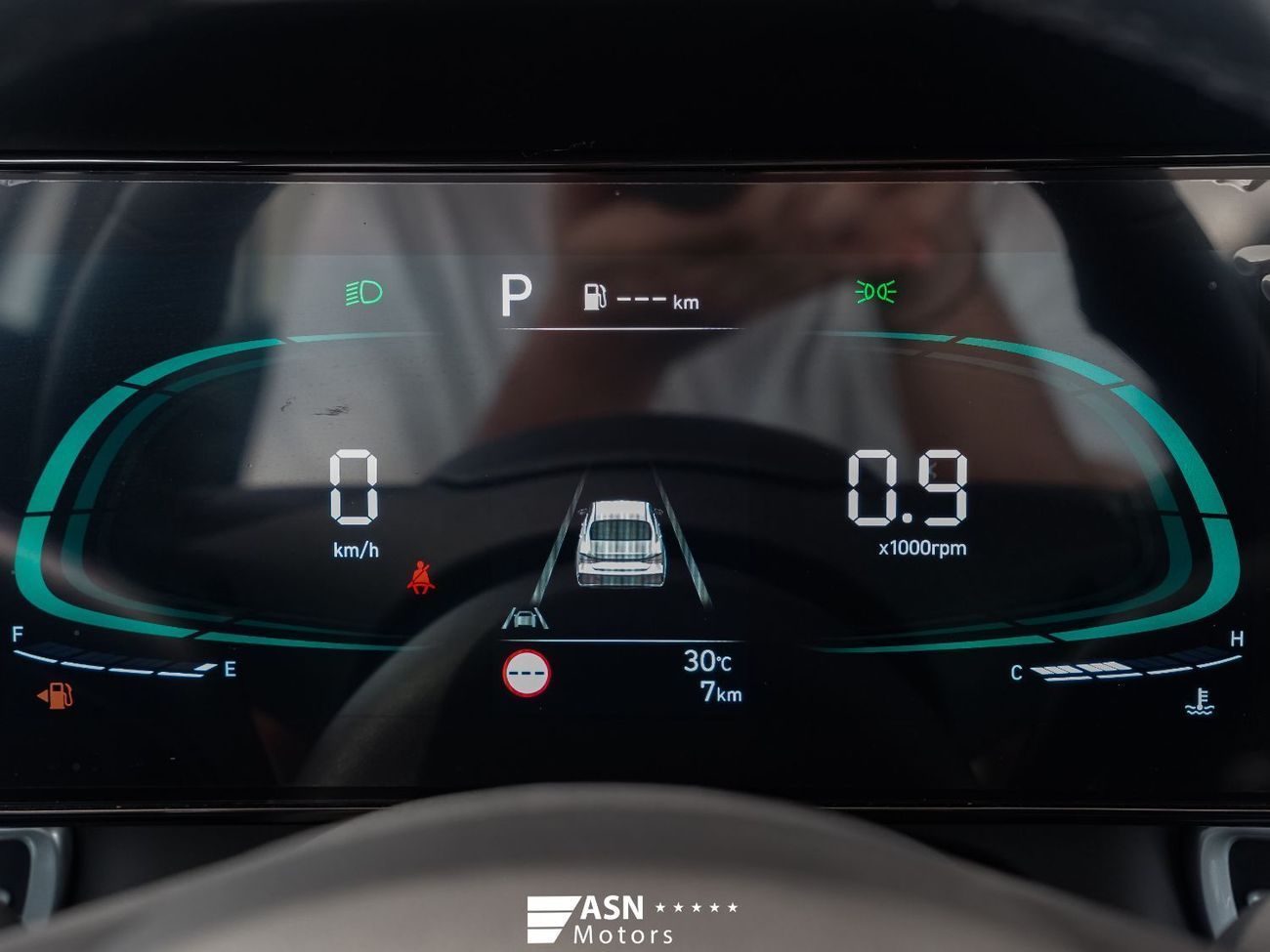 هيونداي إلانترا Lux Premium 1.5L 2025 (Export Price)