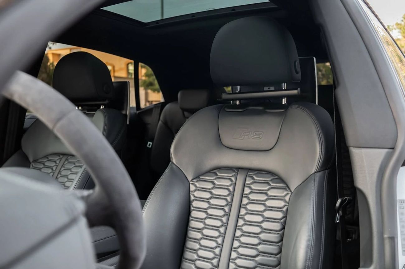 أودي RSQ8 Audi RS Q8  TFSI V8 Quattro