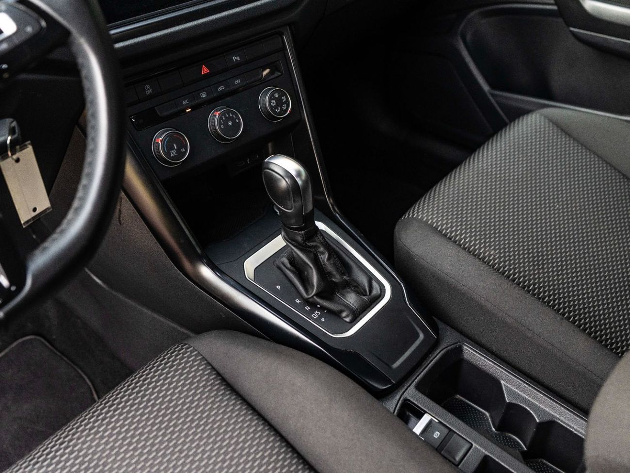 فولكس واجن T ROC