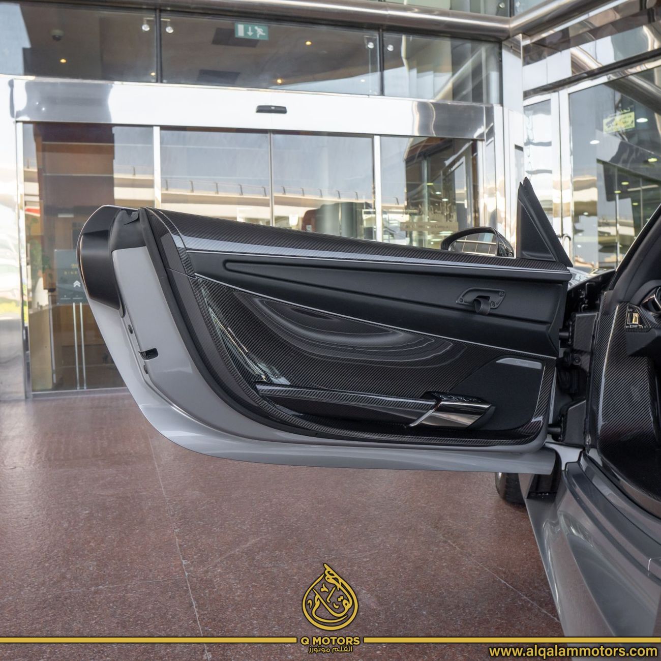 Porsche 918 Spyder Std 4.6L 2015 PORSCHE 918 SPYDER WEISSACH DONE ONLY 8000KM