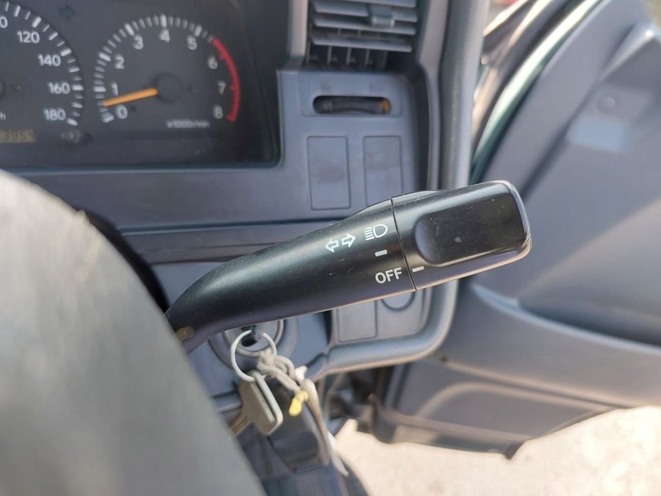 Toyota Hiace TOYOTA HIACE VAN RHD 2003 MODEL 2.0 L PETROL MANUAL(PM12008)