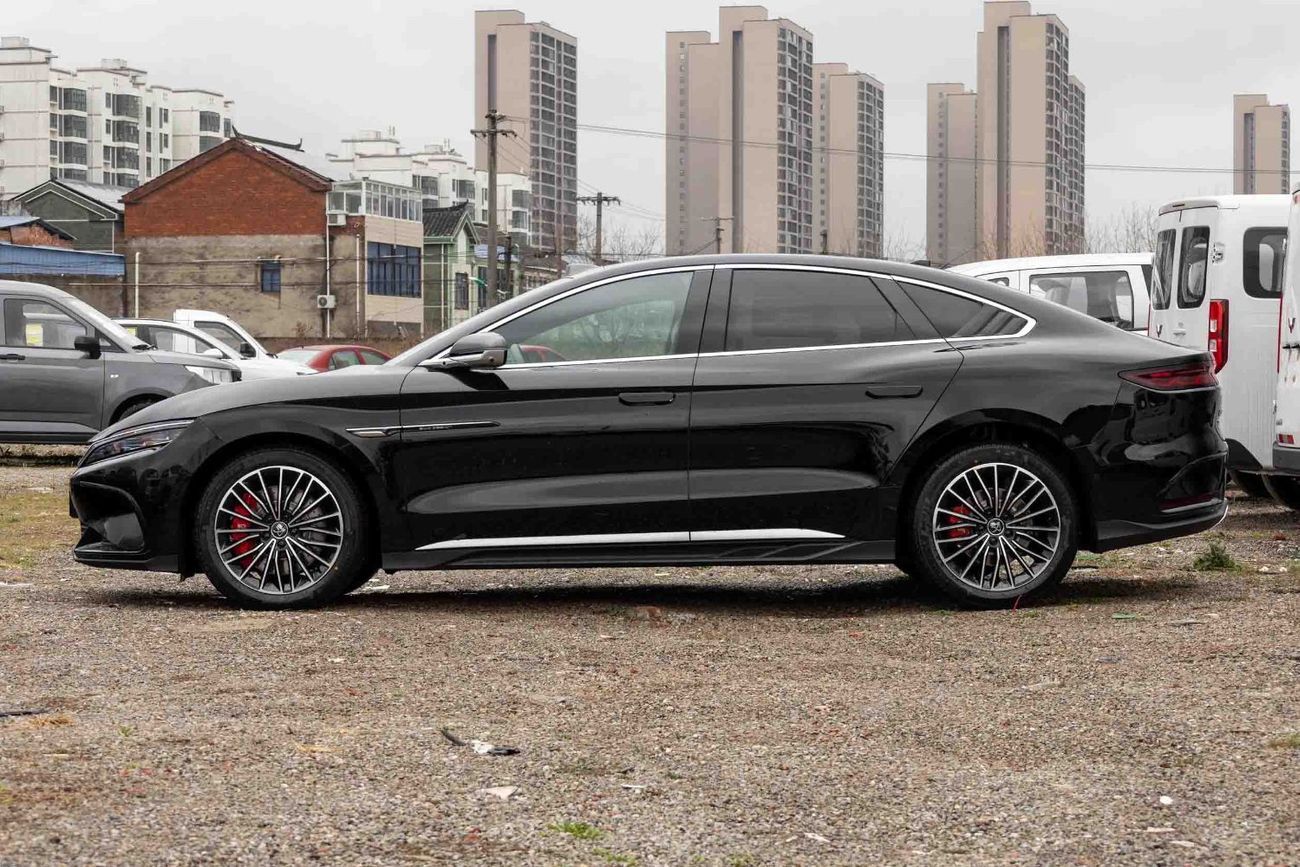 بي واي دي هان BYD هان إل إي في