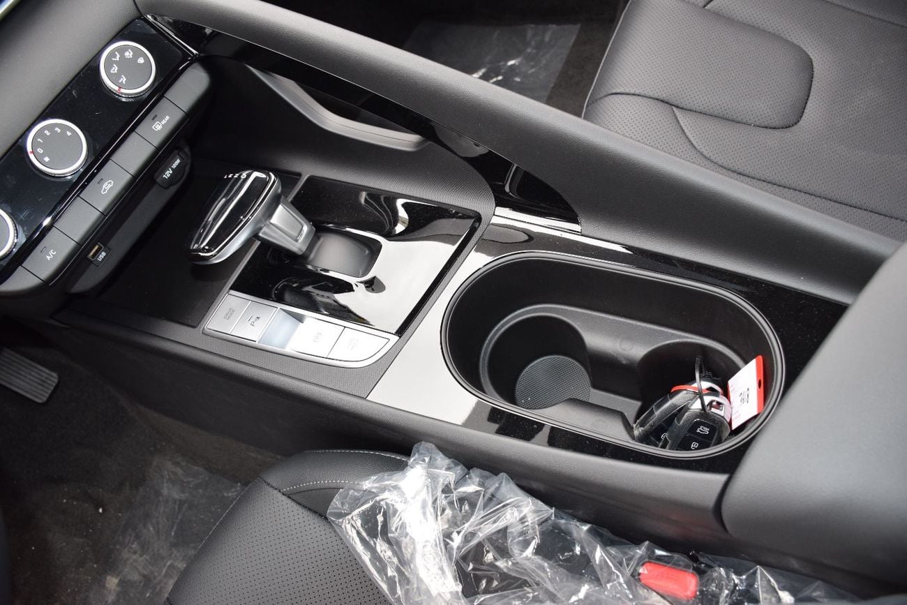 هيونداي إلانترا 