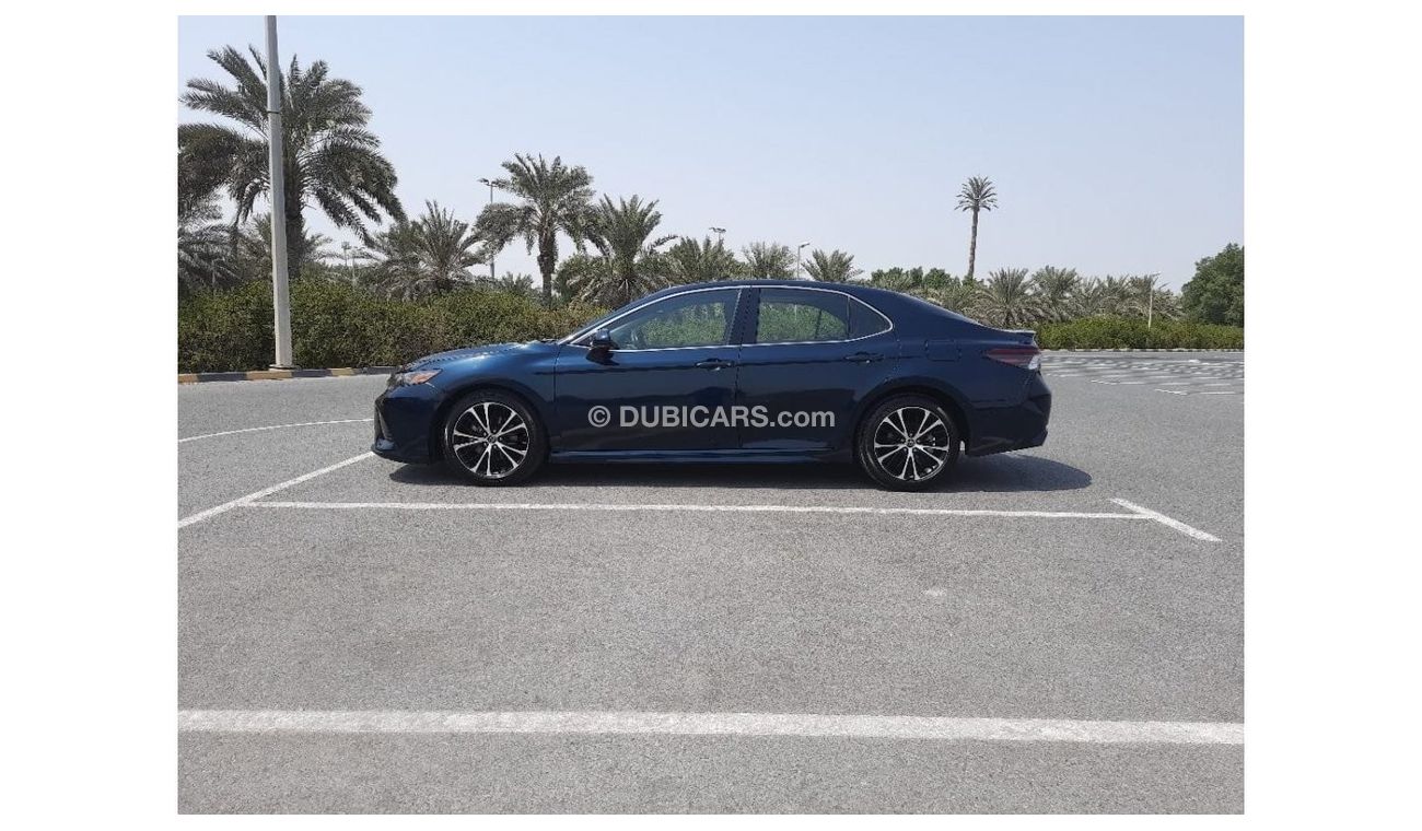 تويوتا كامري SE