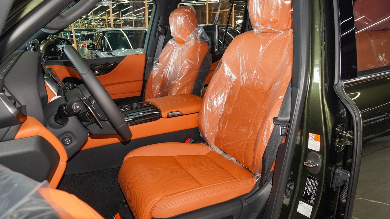 Lexus LX 700h 3.5L V6  4SEATER VIP