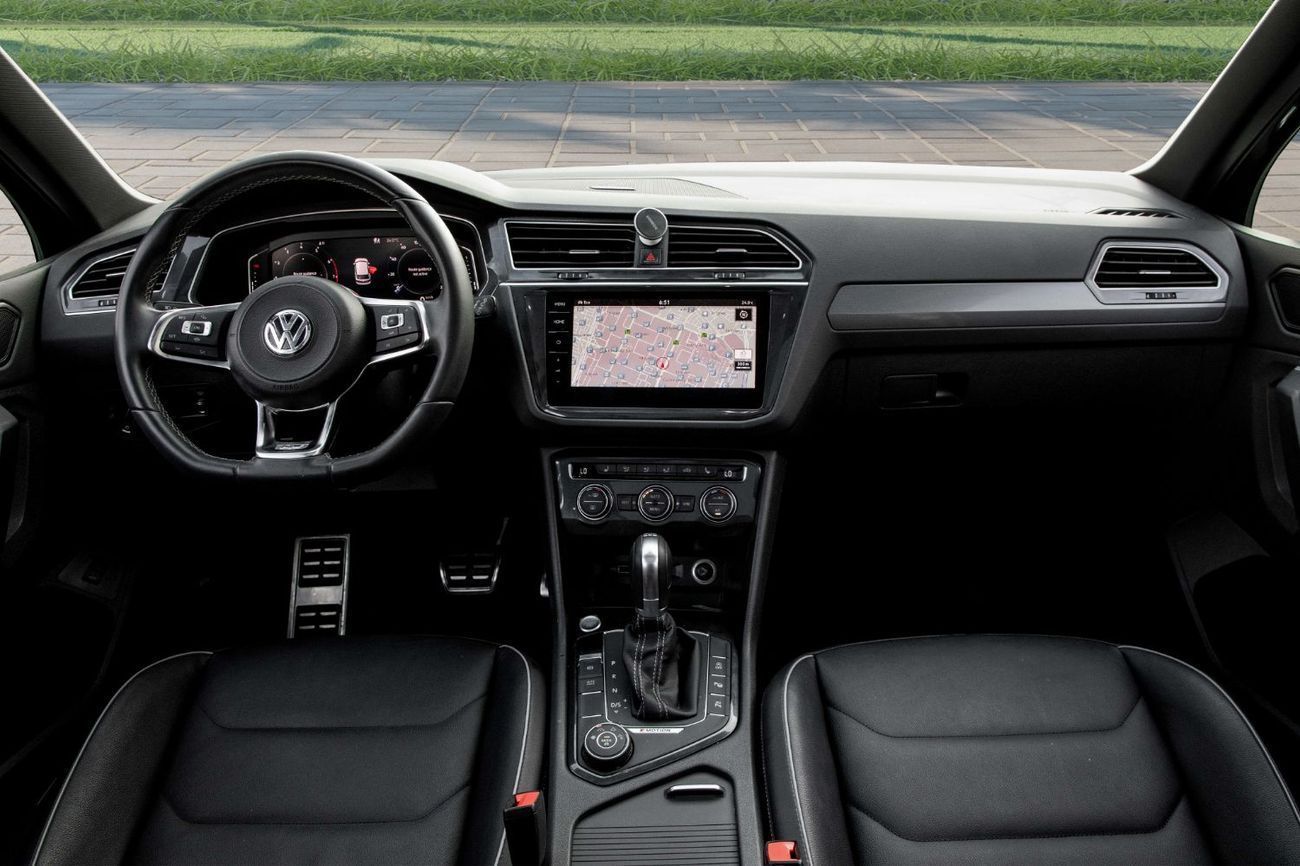 Volkswagen Tiguan R-Line | 1,821 P.M | 0% Downpayment | Agency Serviced!