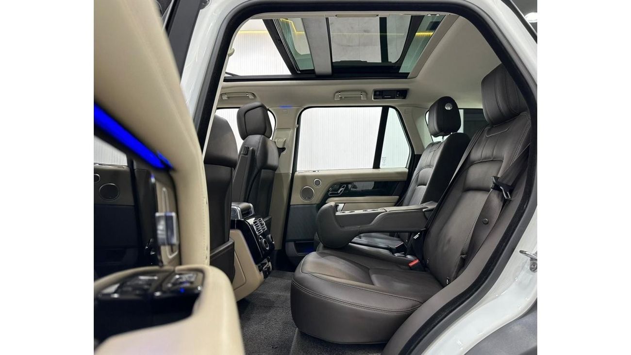 Land Rover Range Rover 2020 Range Rover Vogue P400, Mar 2025 Range Rover Warranty, Apr 2026 Range Rover Service Pack, GCC