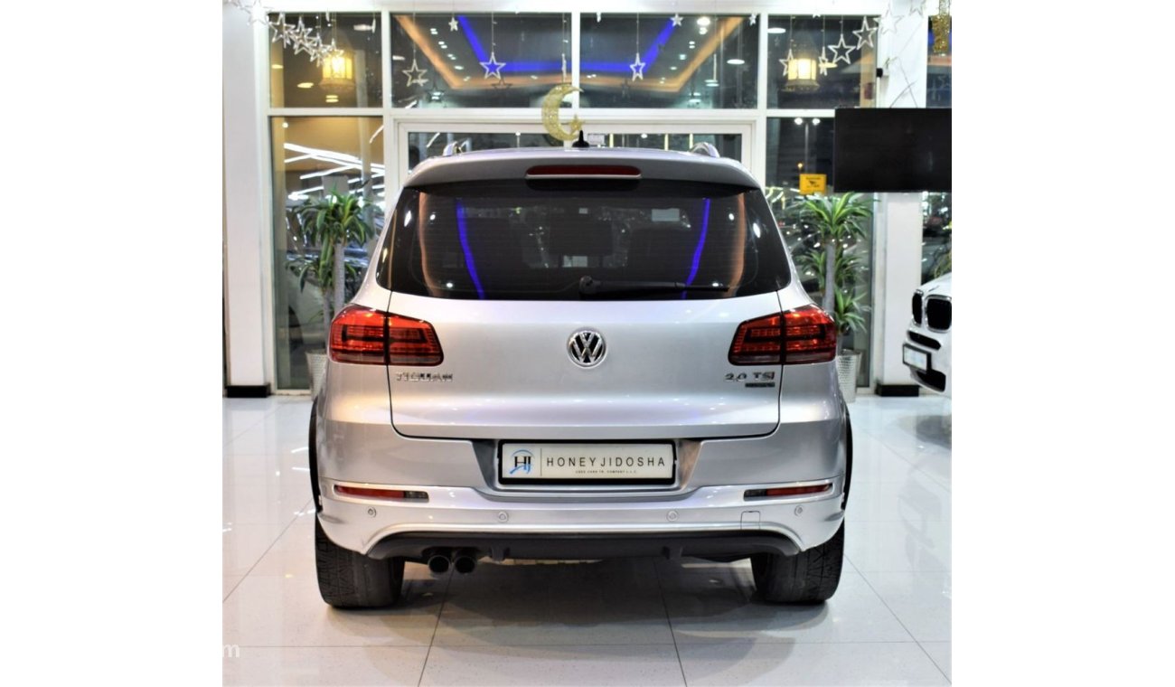 فولكس واجن تيجوان EXCELLENT DEAL for this Volkswagen Tiguan R-Line 2.0 TSi 4Motion! 2016 Model!! in Silver Color! GCC 