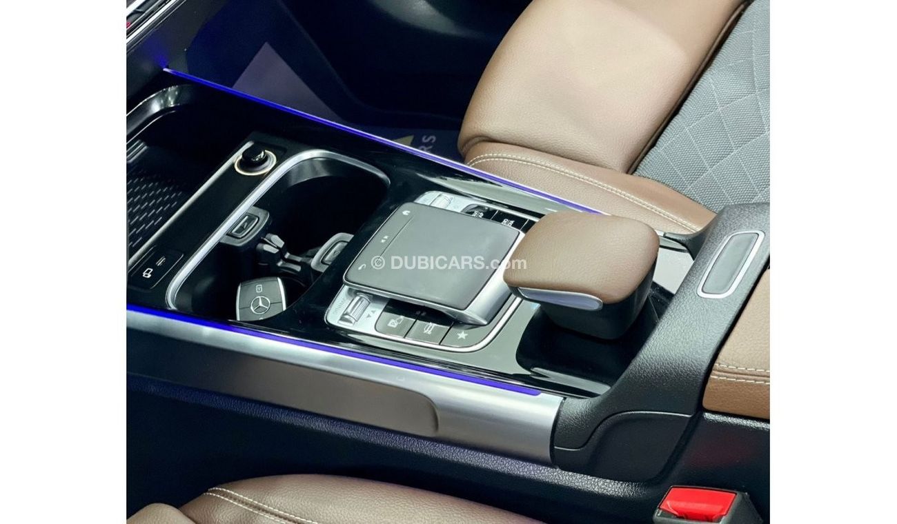 Mercedes-Benz GLB 250 Std 2020 Mercedes Benz GLB 250, Mercedes Warranty + Service Package, FSH Agency, GCC