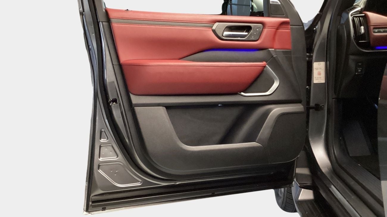 Nissan Patrol LE Platinum City | Guaranteed Warranty | 0 Down Payment