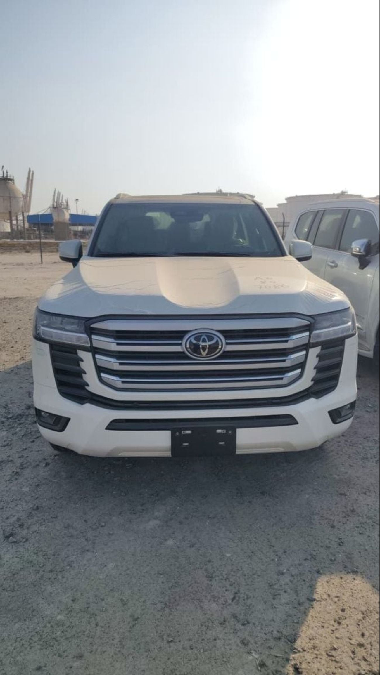 Toyota Land Cruiser GXR Toyota Land Cruiser GXR 3.5 Petrol AT With RADAR and JBL Full Option 2026  GCC SPECS