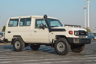 تويوتا لاند كروزر 70 TOYOTA LAND CRUISER 78 SERIES 4.0L 4WD SUV 2024 | POWER STEERING | POWER WINDOWS | STEEL WHEELS | AM
