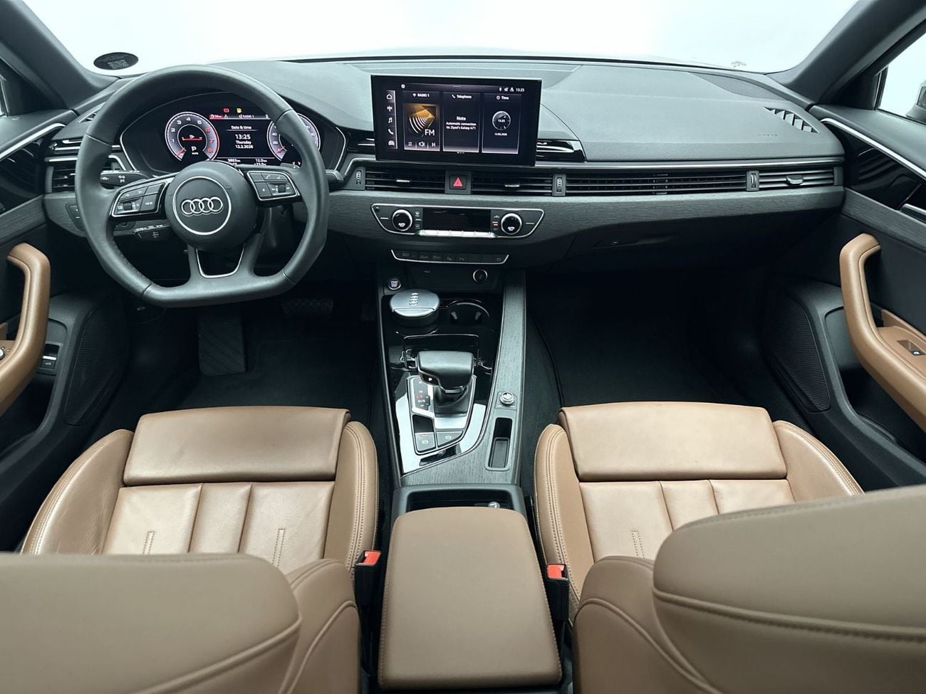 أودي A4 35 TFSI S Line 2.0L 150hp (Ref# 18106)