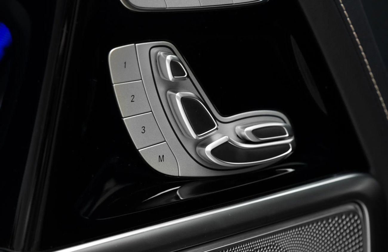 مرسيدس بنز G 63 AMG 4.0L V8 Twin-Turbocharged Engine + eMotor