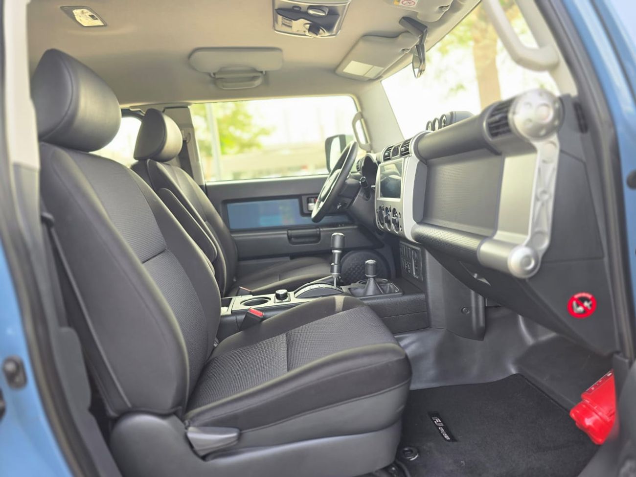 Toyota FJ Cruiser GXR 4.0L A/T 2022 GCC AL FUTTAIM LOW MILEAGE SINGLE OWNER WITH FSH IN MINT CONDITION