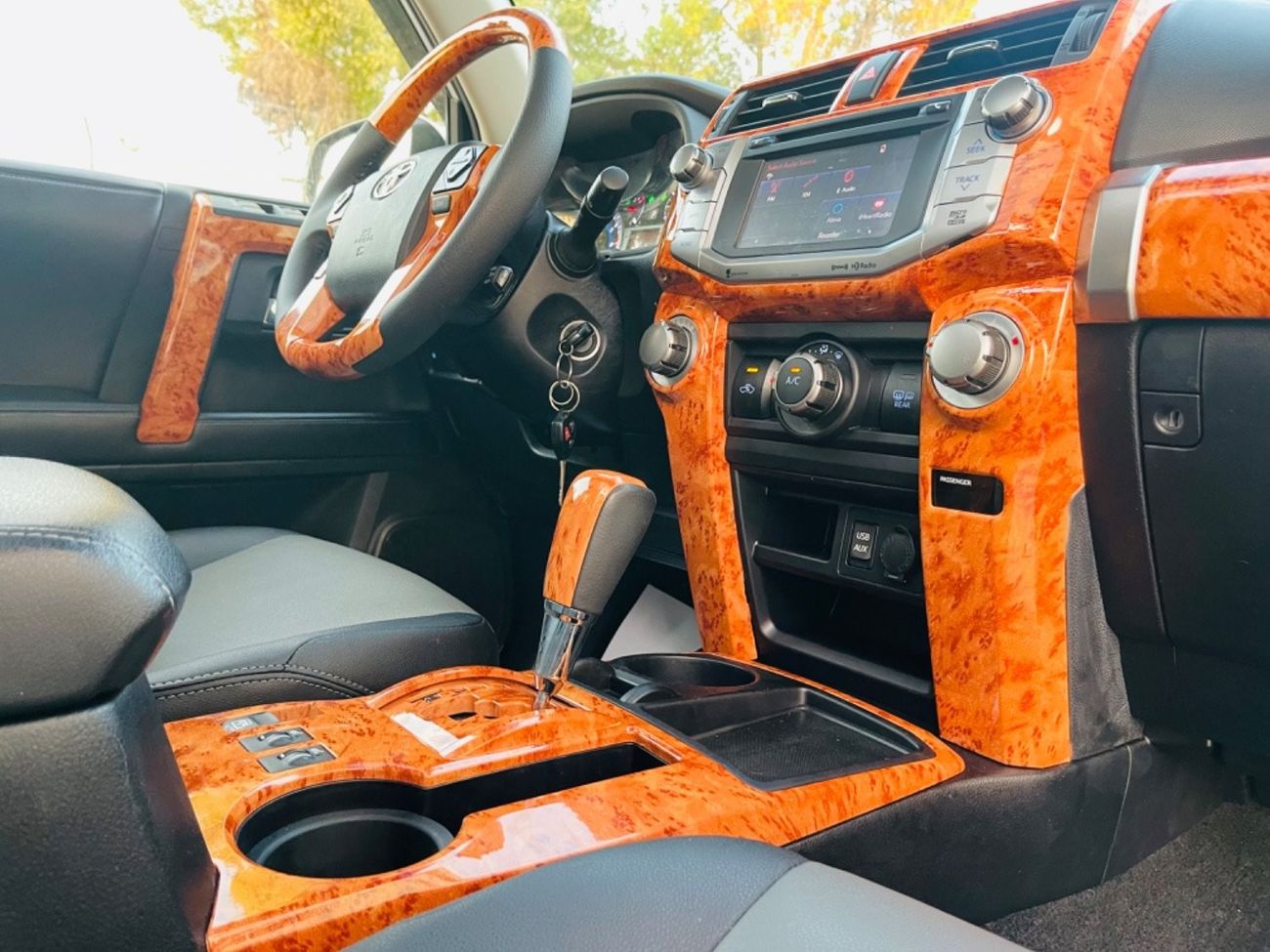 تويوتا Runner4 2018 Toyota 4runner 7 seater sunroof