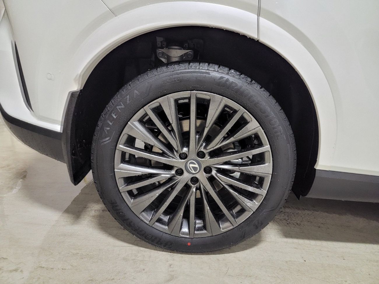 لكزس RX 350 EXECUTIVE ( Canadian Spec )