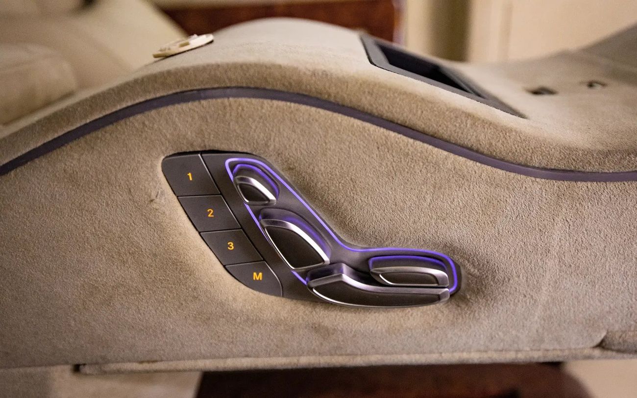 Mercedes-Benz V 250 Maybach - GCC Spec