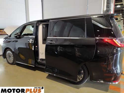 Lexus LM 350h Hybrid 4 Seater 2025 - Ready Stock! Export-only price