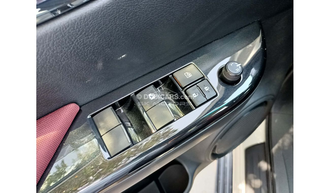 Toyota Hilux 2.8L Diesel, 17" Rims, Low Tyre Pressure Button, Parking Sensors, LED Headlights (CODE # THFO04)