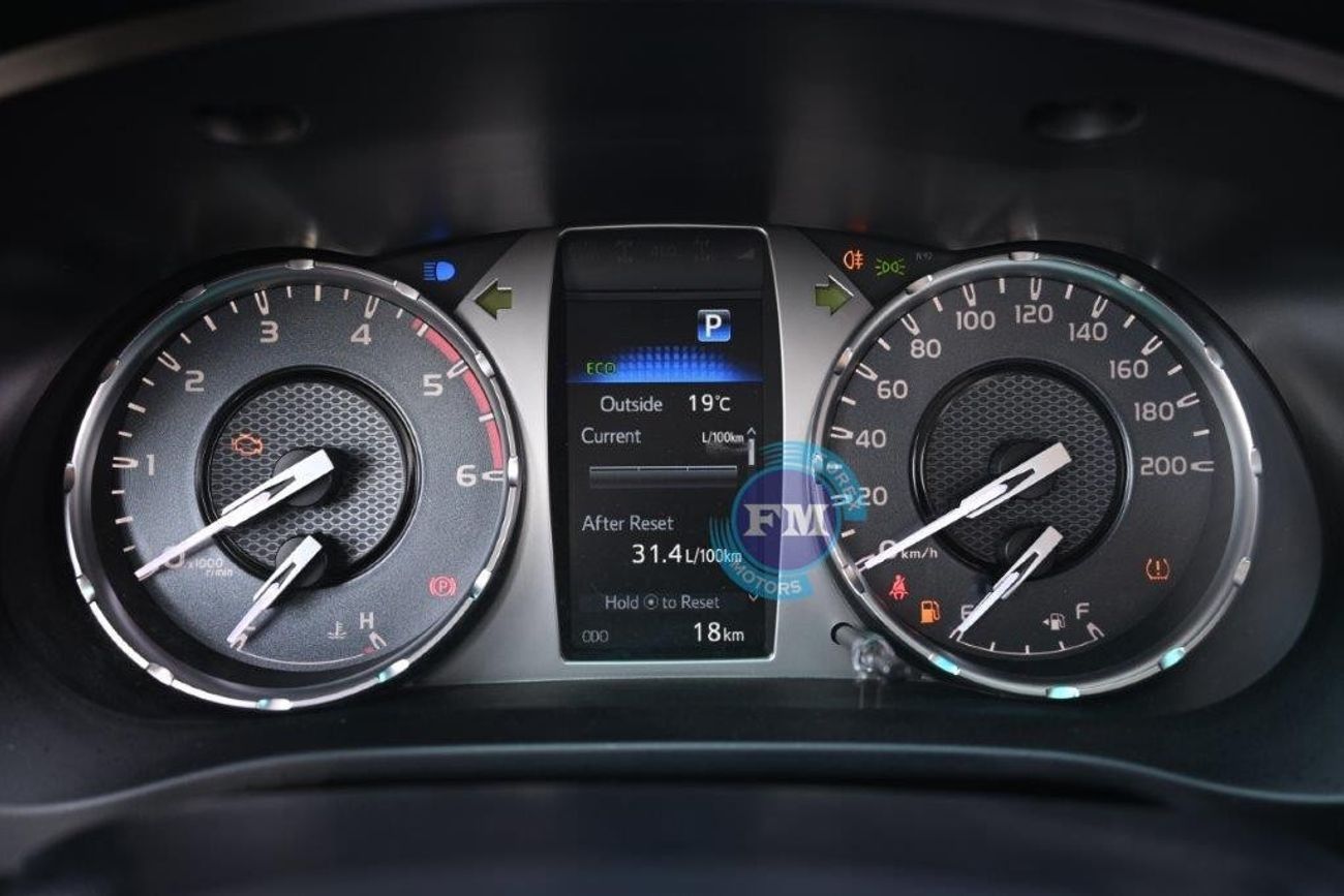 Toyota Hilux Double Cab SGLX 2.8L Diesel 4WD Automatic