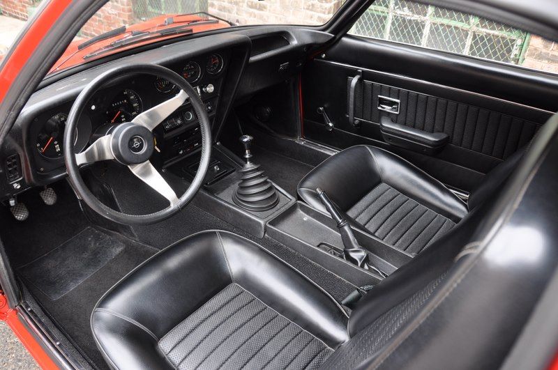 Opel GT interior - Seats