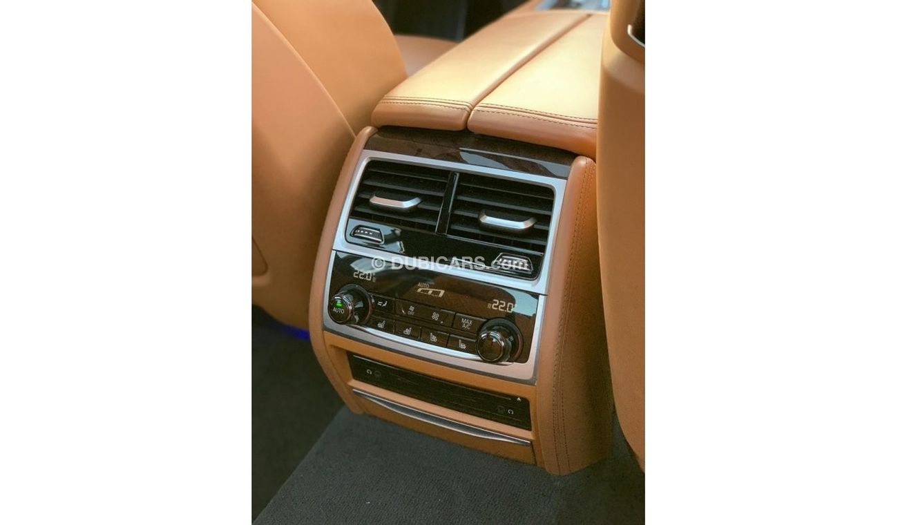 BMW 750Li Luxury Plus