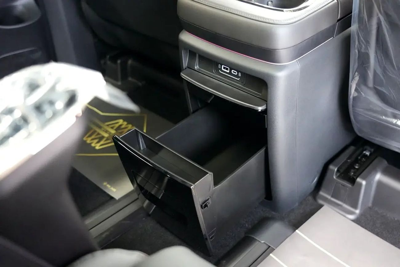 جي إي سي M8 2.0T GX GX Master | GCC 0km | 5 Years Agency Warranty