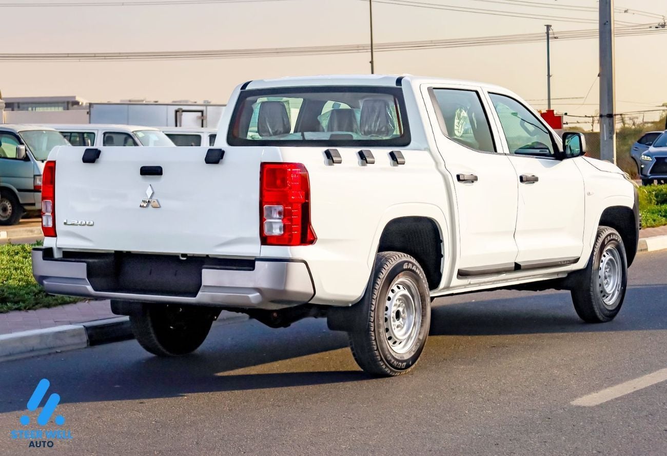 ميتسوبيشي L200 GL 2.4L Petrol Double Cabin 4x4 - 5 Speed MT - Export