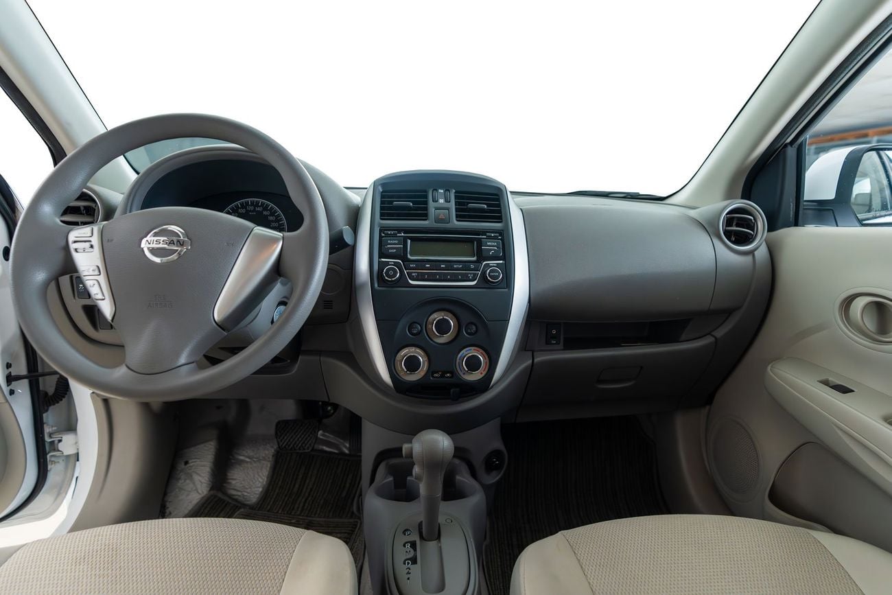 نيسان صني SV 1.5