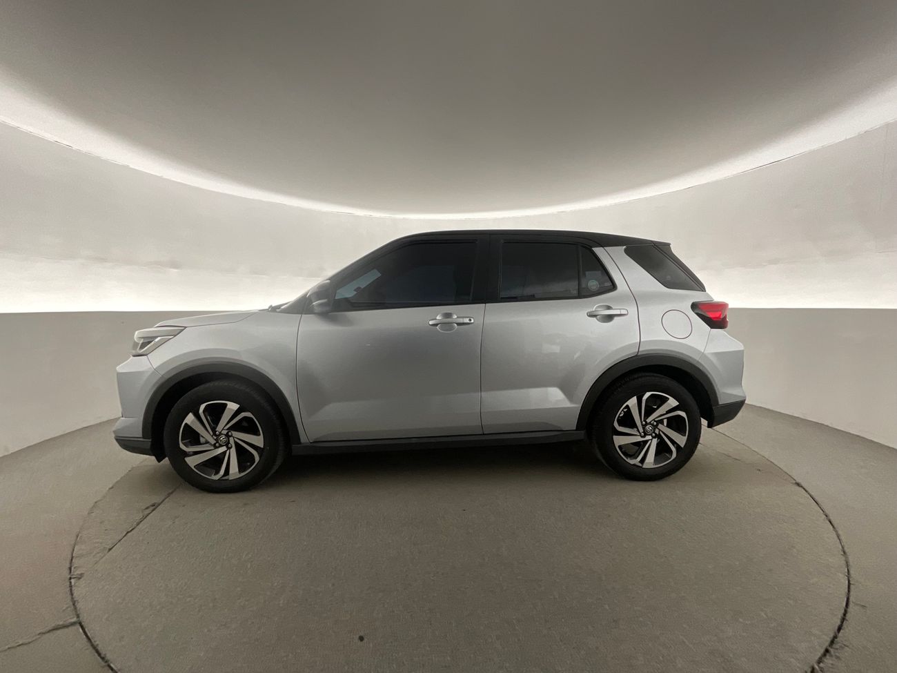 تويوتا ريز G | National Day Celebration | شامل الضمان | 0 ﺪﻔﻋﺓ ﺃﻮﻟﻯ