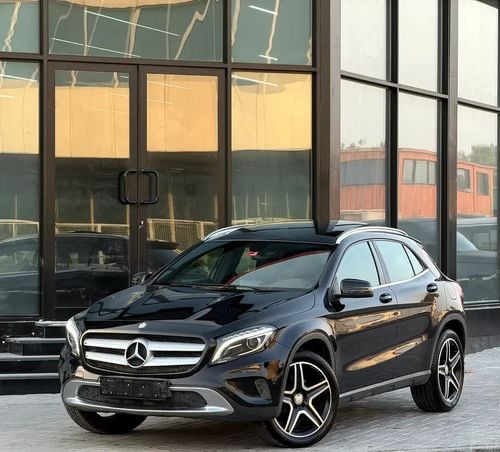 مرسيدس بنز GLA 250 GLA 250 4MATIC | GCC Specs | Low Mileage