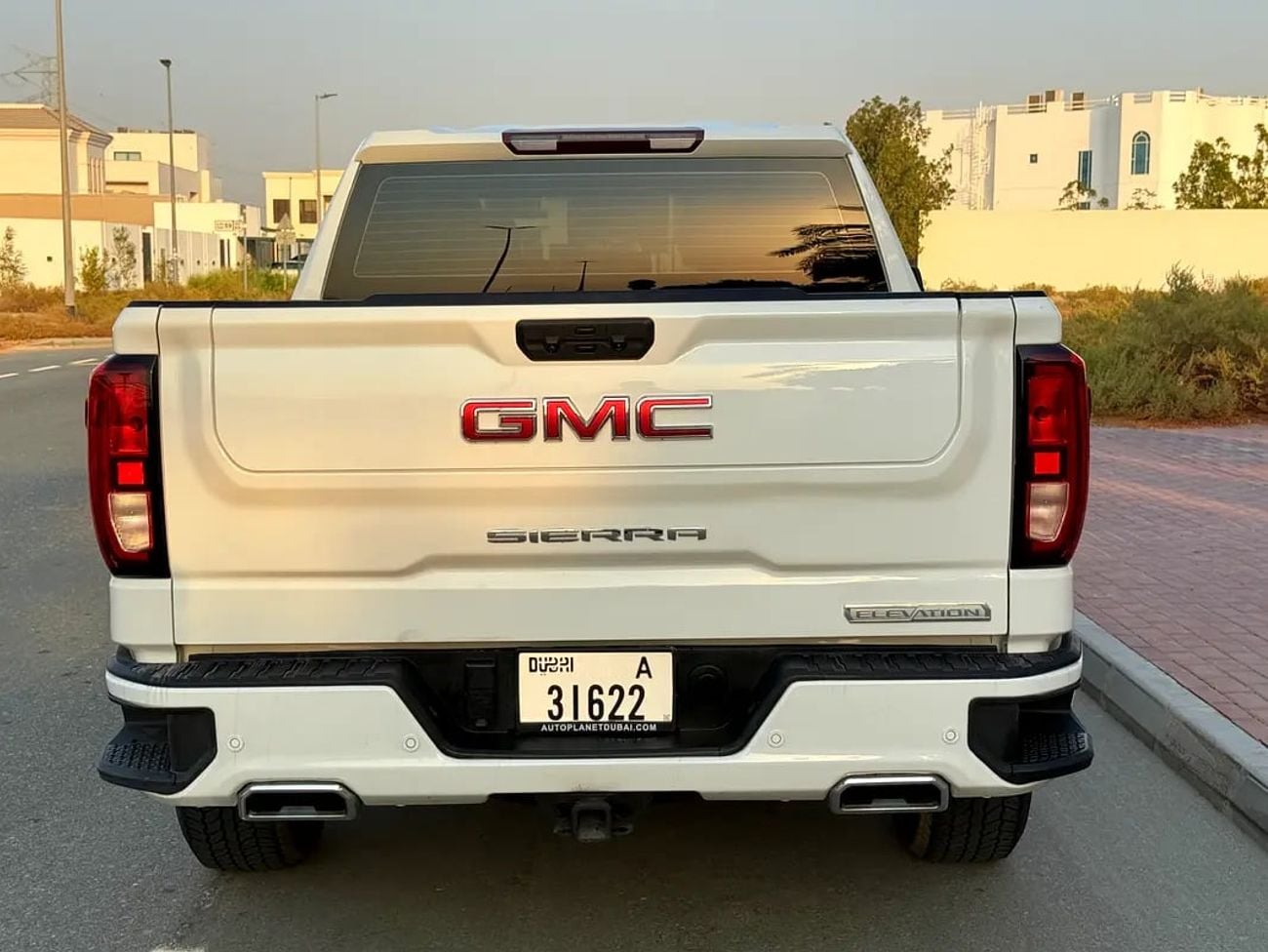 GMC Sierra 1500 REG/CAB ELEVATION Elevation 5.3L GCC Specs-Free service history with warranty