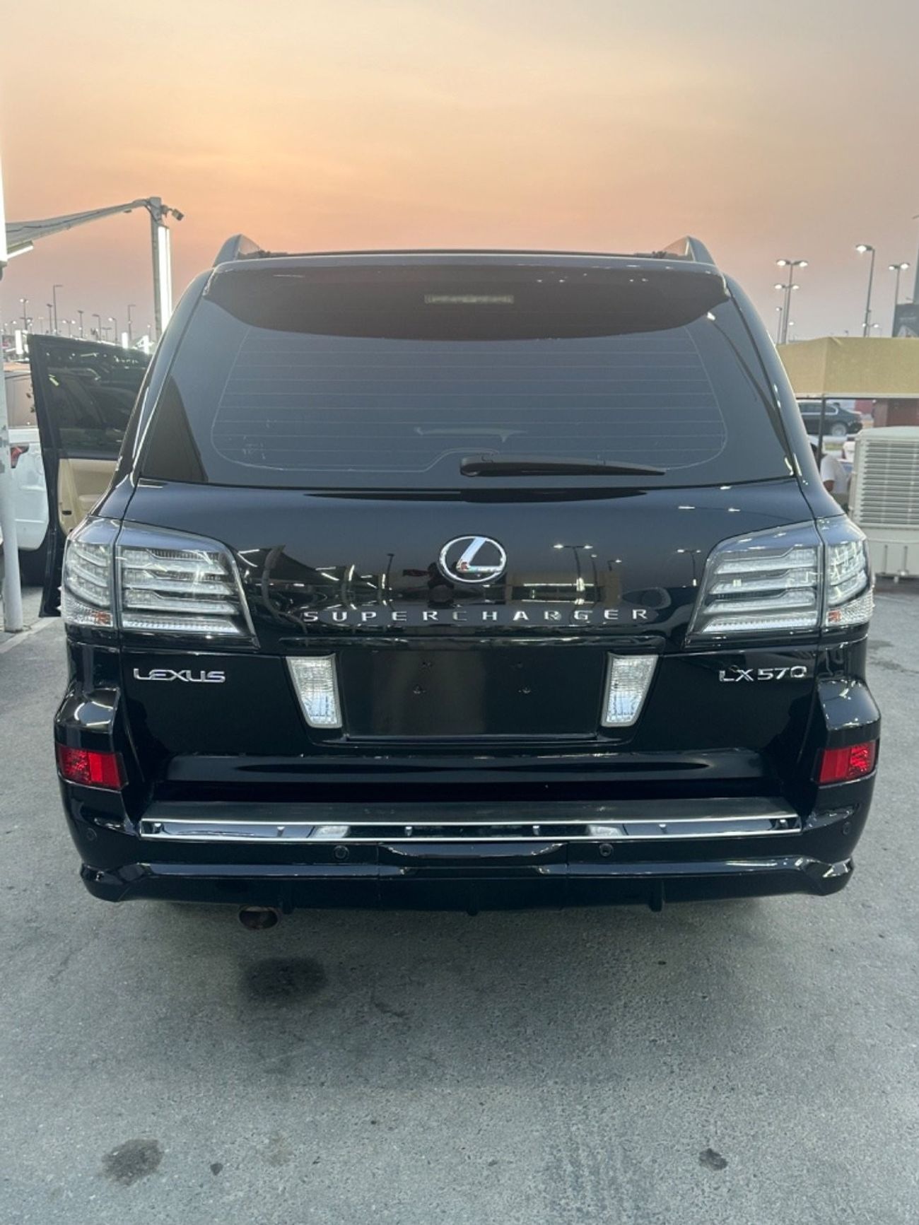 Lexus LX 570