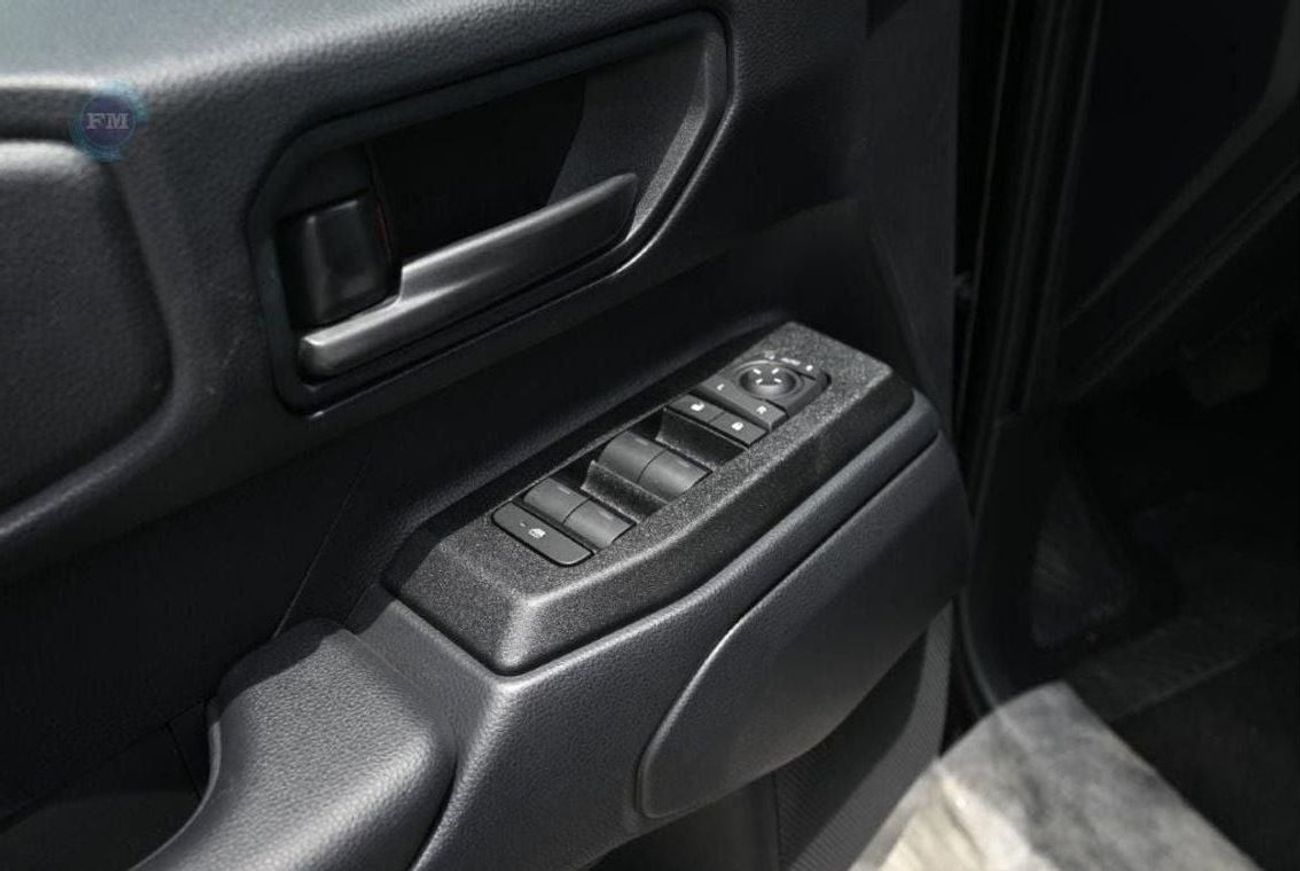 تويوتا برادو TX 2.8L Diesel 7 Seater Automatic