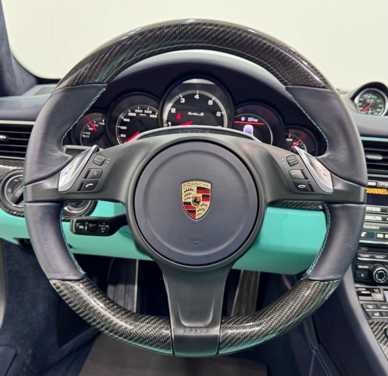 بورش 911 Turbo S 3.8L (560 HP) Coupe 2014 Porsche 911 Turbo S, Full Service History, Carbon Fiber Pac