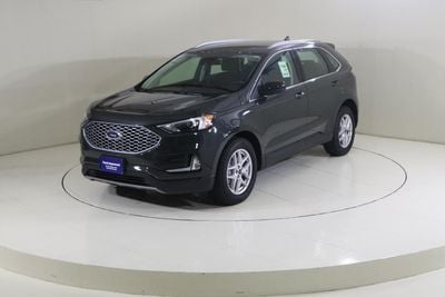 Ford Edge SEL123C / FREE INSURANCE + REGISTRATION / AL TAYER MOTORS AL QOUZ SHOWROOM