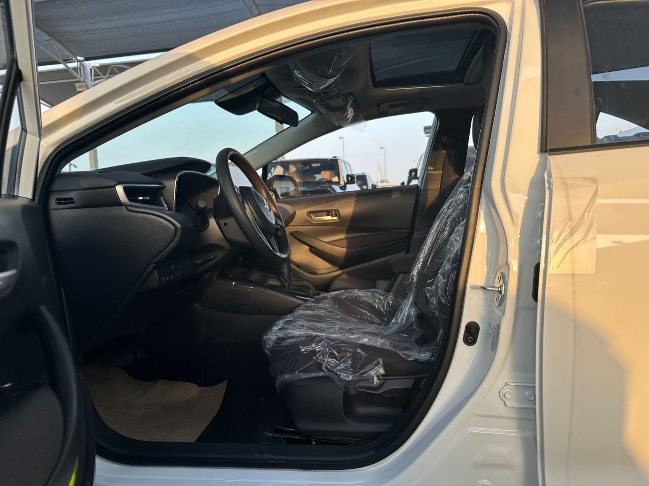 تويوتا ليفين Levin Hybrid 1.8L Luxury Edition