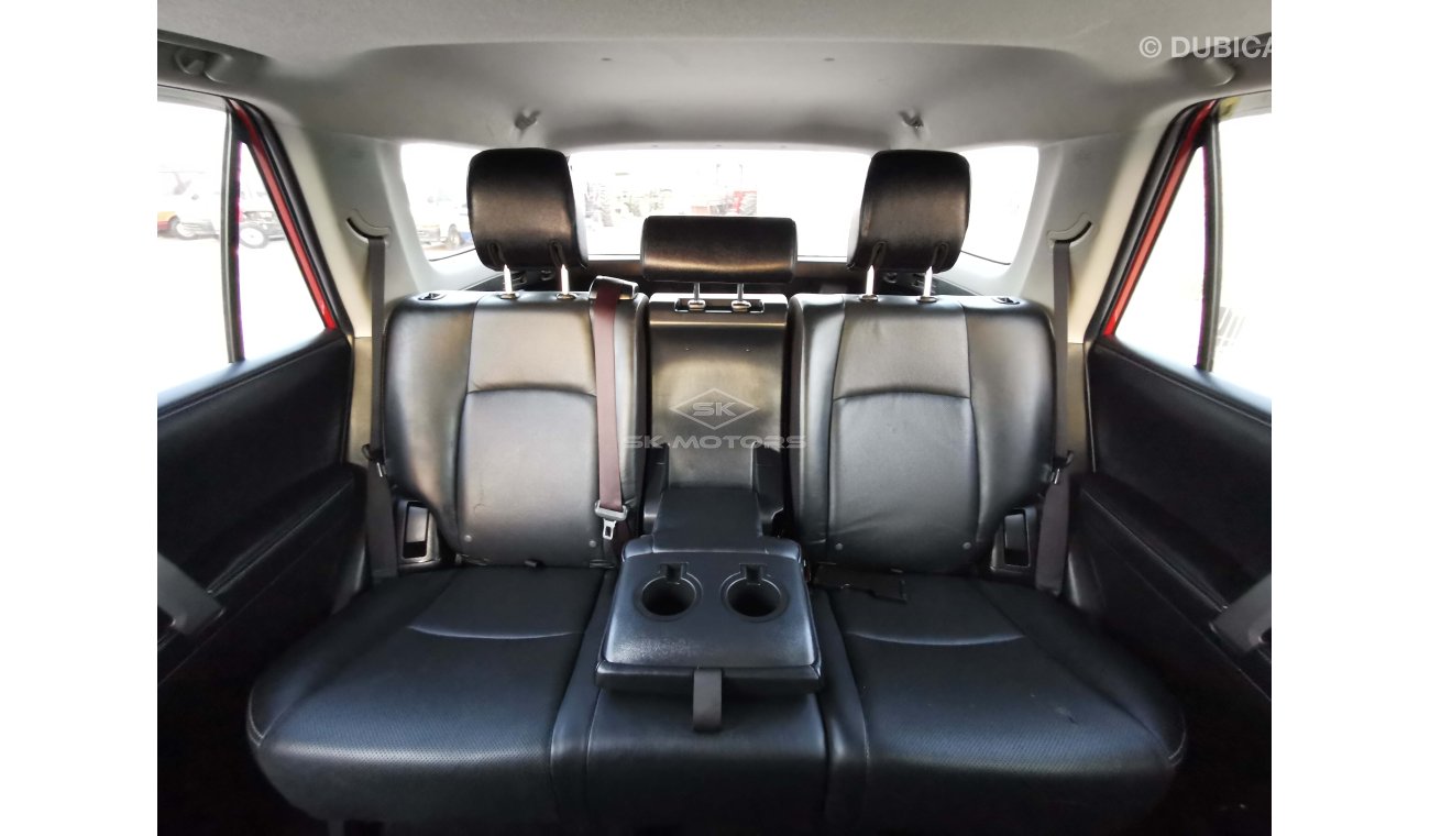 تويوتا 4Runner 3.5L, 20" Rims, DVD, Rear Camera, Parking Sensors, Sunroof, Front Heated & Cooled Seats (LOT # 3030)