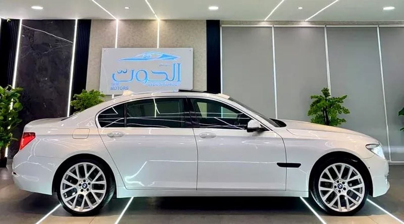 BMW 730Li Exclusive 4.0L